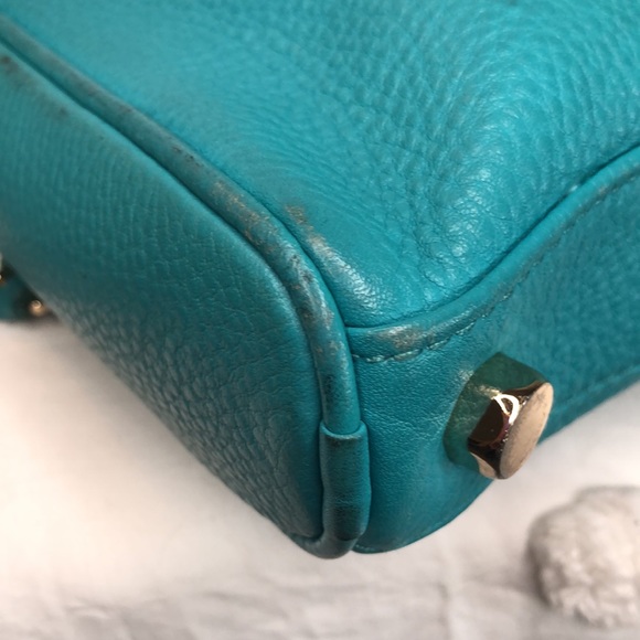 REBECCA MINKOFF coral green Crossbody. Heavy gold chain with studs. - Picture 6 of 15